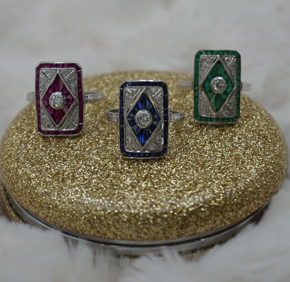 Thumbnail: 14 K White Gold Emerald and Diamond Ring