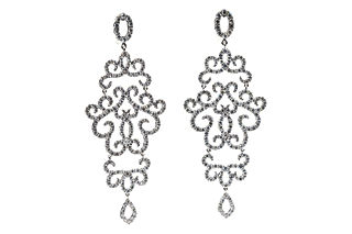 18k White Gold Dangle Lace Earrings featuring 6.67 carats of round diamonds