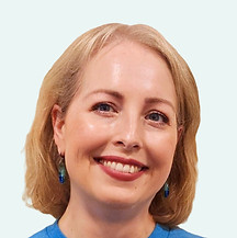 Dana headshot_edited_edited.jpg