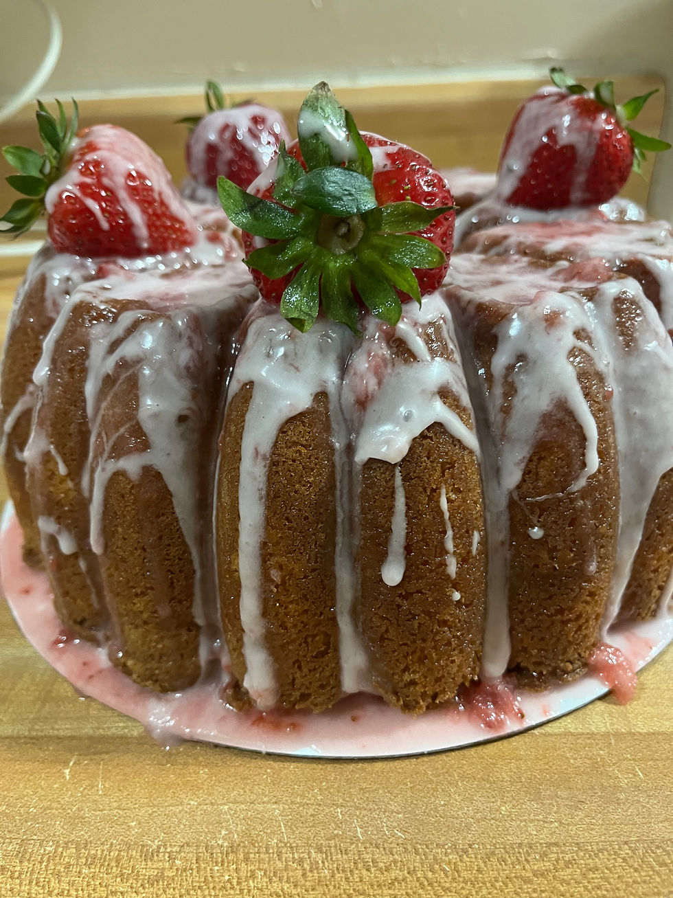 Thumbnail: Strawberry Pound Cake