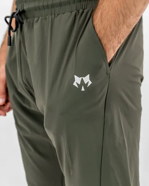 Guided Pant - Jungle (close-up)