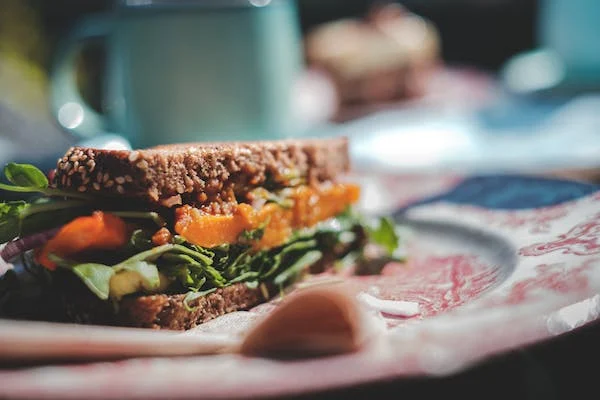 A healthy,tasty and oil-free recipe for breakfast is Vegan French Toast.