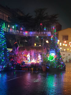 盞盞燈籠慶聖誕