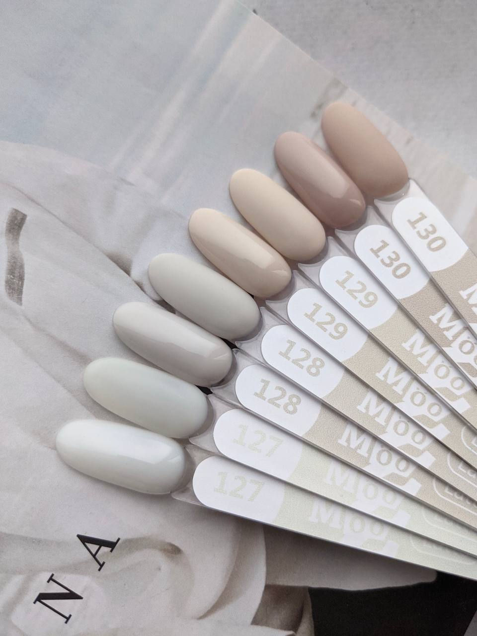 Thumbnail: Gel Polish Latte 127 , 9ml Mooz