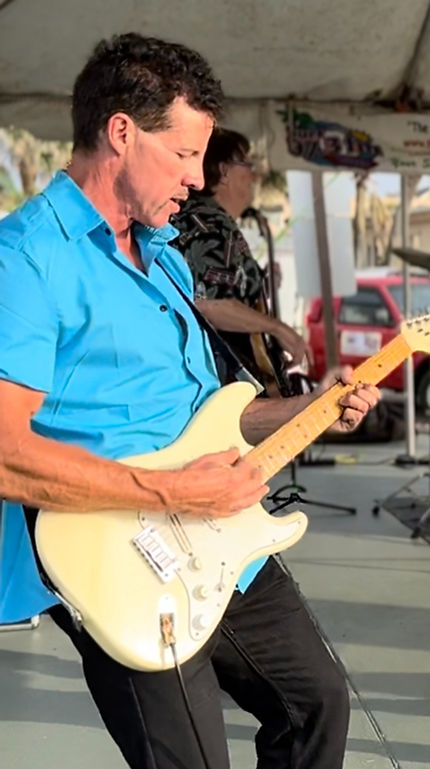 IMG_1145 (1)_edited.jpg