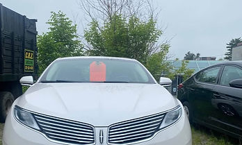 lincoln MKZ 1_edited.jpg