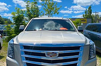 escalade 1.jpg