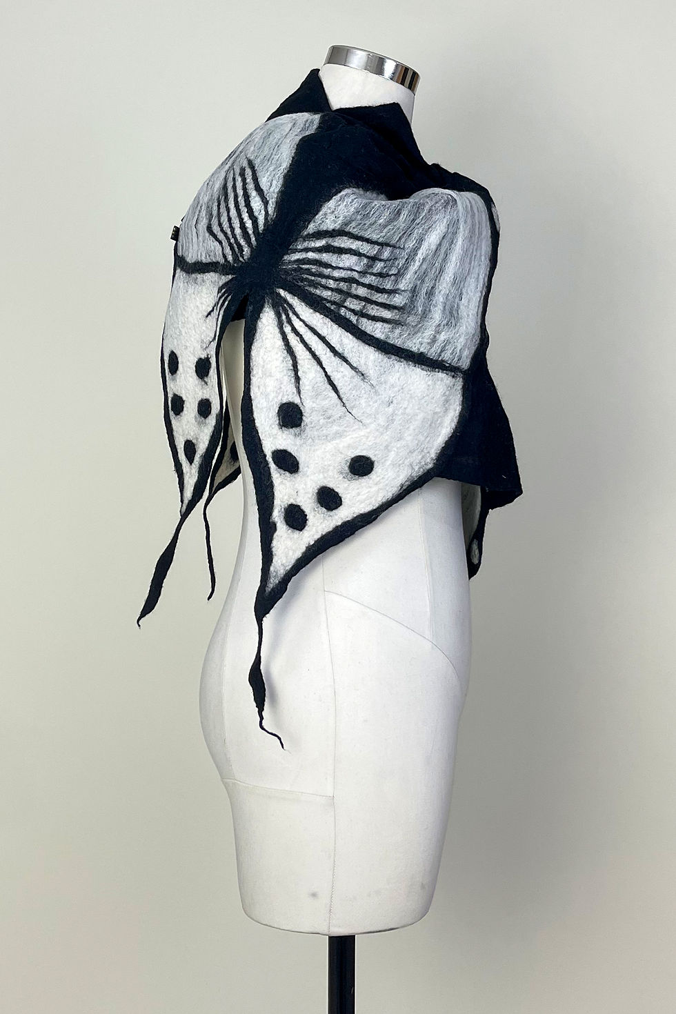 Thumbnail: White Luna Scarf