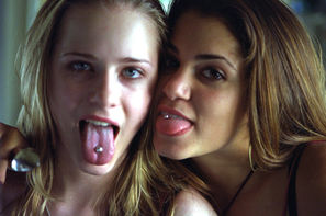 CONSTRUCTING TEEN IDENTITY ON-SCREEN: THIRTEEN