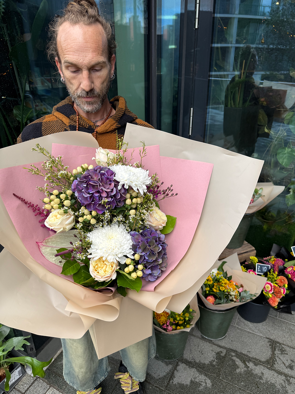 Thumbnail: Premium Bouquet - £40