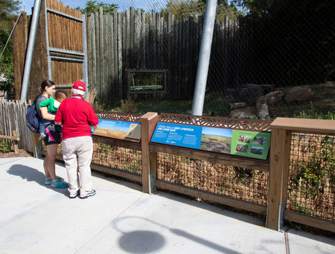 exhibit-interpretive-content-railingsigns-3