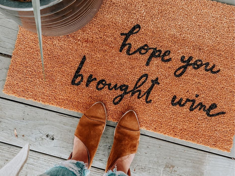 10 Ways to Host a Meaningful Mother's Day