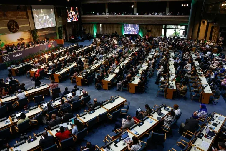 Disagreements over coal, oil, and gas, and plastic pollution are making environmental negotiations increasingly difficult (SIMON MAINA). (SIMON MAINA/AFP/AFP).