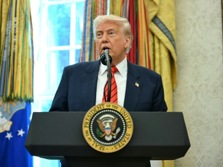 Seit seiner Rückkehr an die Macht hat Präsident Donald Trump eine Kampagne gestartet, um Regierungsdatenbanken zu Wetteraufzeichnungen, AIDS-Prävention und -Versorgung sowie Verweise auf ethnische oder geschlechtliche Minderheiten zu löschen oder zu ändern (Jim WATSON).