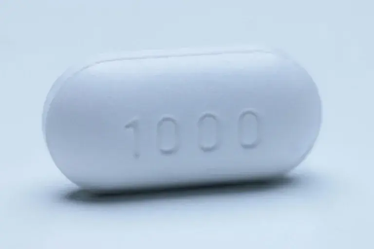 Cientistas descobrem que paracetamol pode ser produzido pela combinação da bactéria E. coli com resíduos plásticos (JOEL SAGET) (JOEL SAGET/AFP/AFP)
