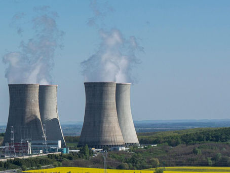 Kühltürme eines Kernkraftwerks. Foto: Shutterstock