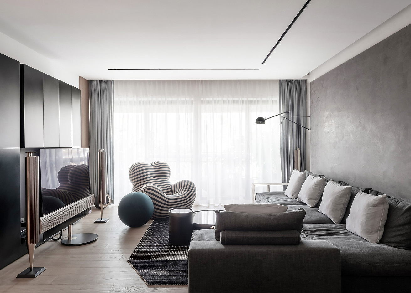 1_YAO7309-HDR.jpg