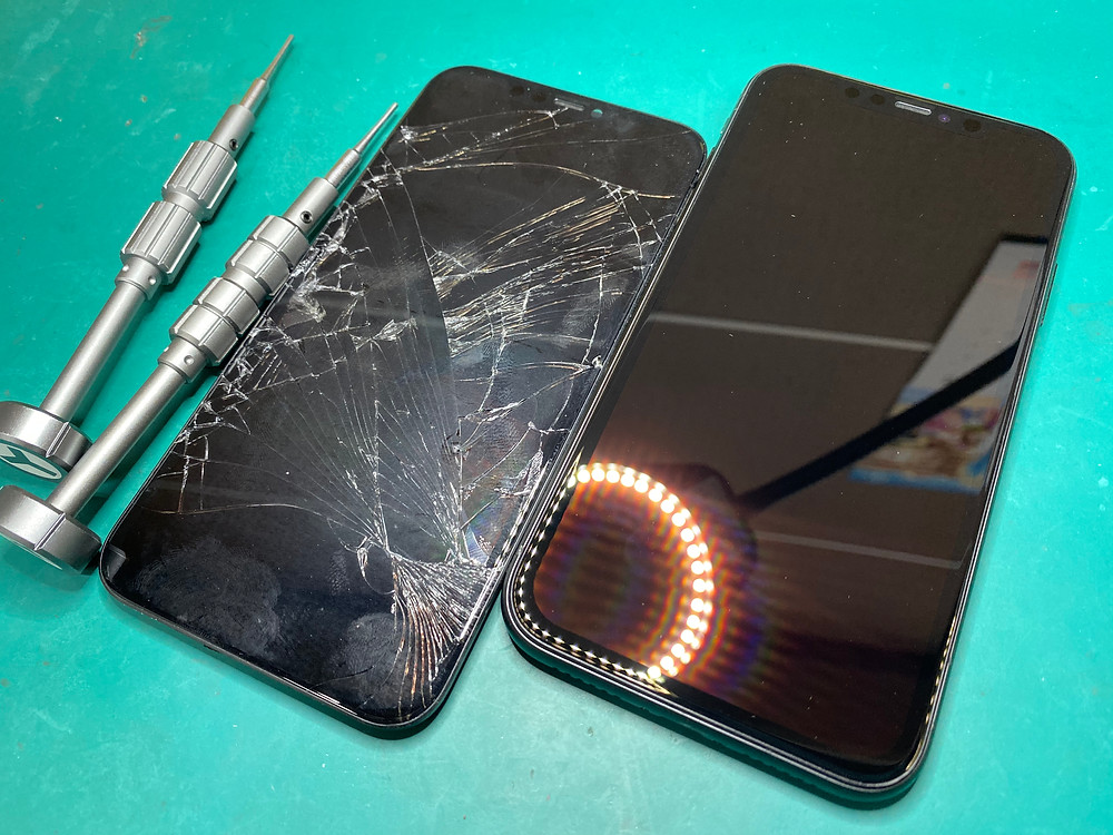 iPhoneパネル割れ直してガラスコーティング