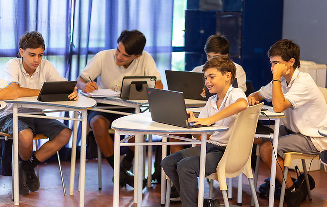 educacion secundaria Godspell college.jpg