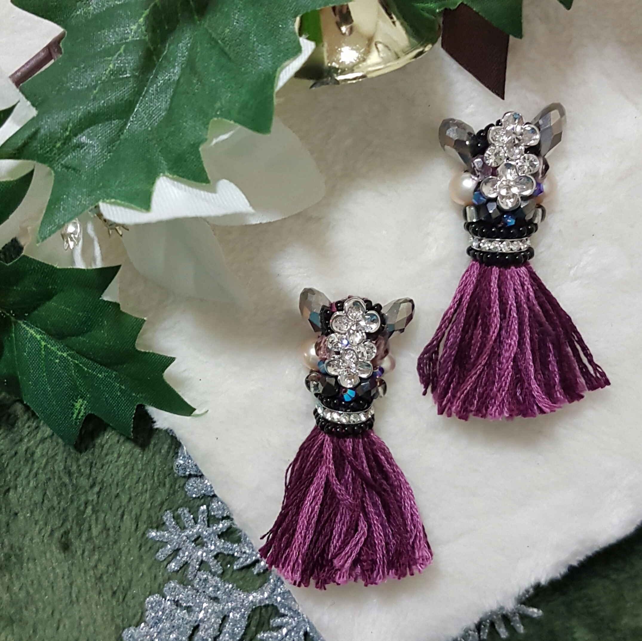 | ARF020 | Long Yarn Tassel Earrings