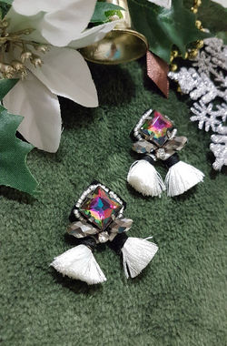 | ARF019 | White Hologram Earrings