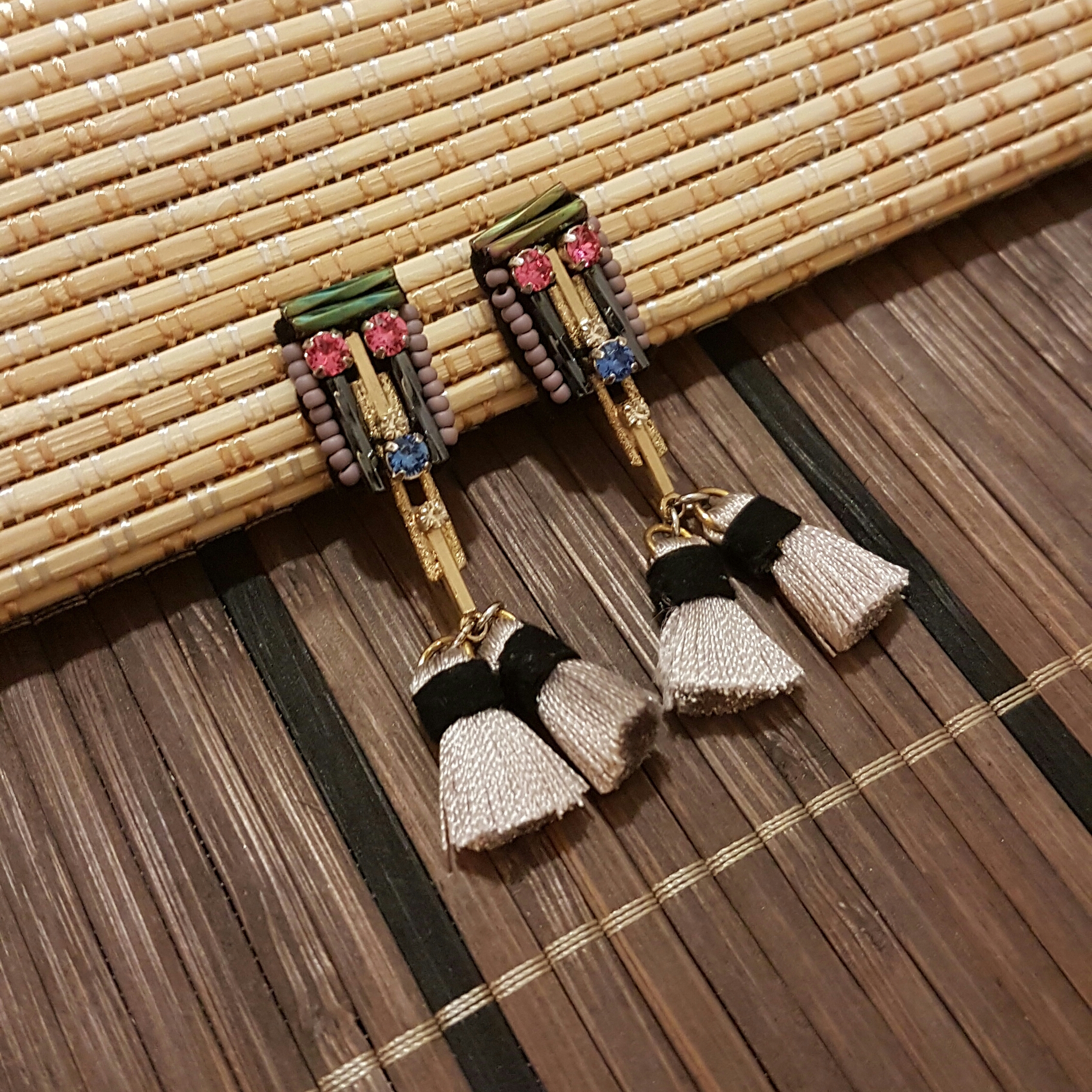 | ART004 | Aztec Grey Earrings