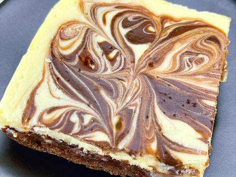 Infused Marbled Brownie - CannabakeDC