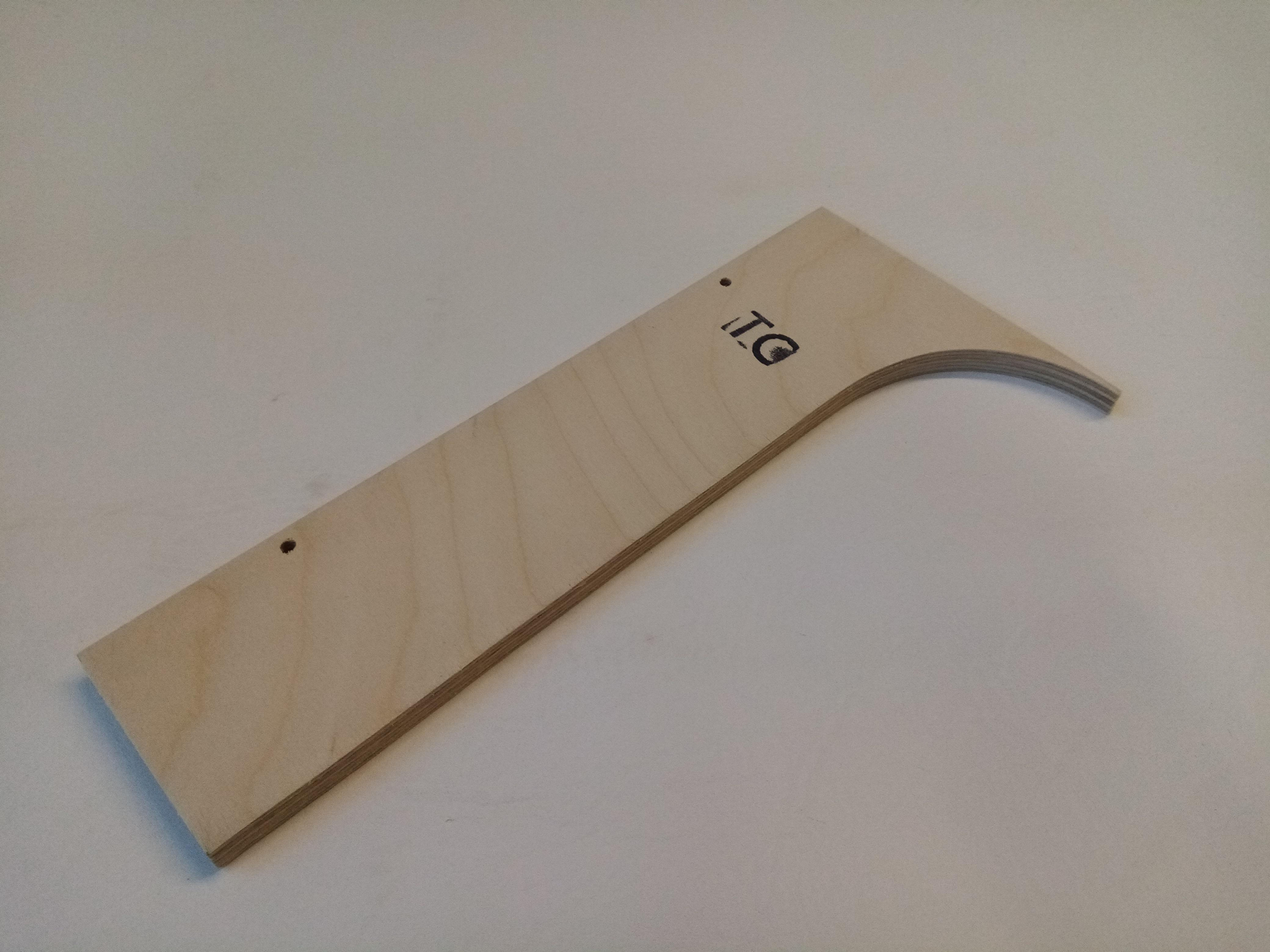 TC043 Side Of S/Box To W/Arch RH