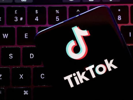 Mais usuários do TikTok recorrem ao aplicativo em busca de notícias, mostra estudo