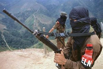 Nove soldados colombianos morrem em ataque de guerrilheiros em meio a negociações de paz