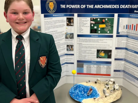 Estudante de 13 anos tem “momento eureka” que pode confirmar ideia de Arquimedes