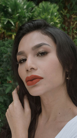 sahursart makeup brand lipstick beauty campaign