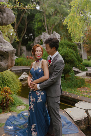 outdoor pre-wedding couple photography in chinese garden at gardens by the bay singapore