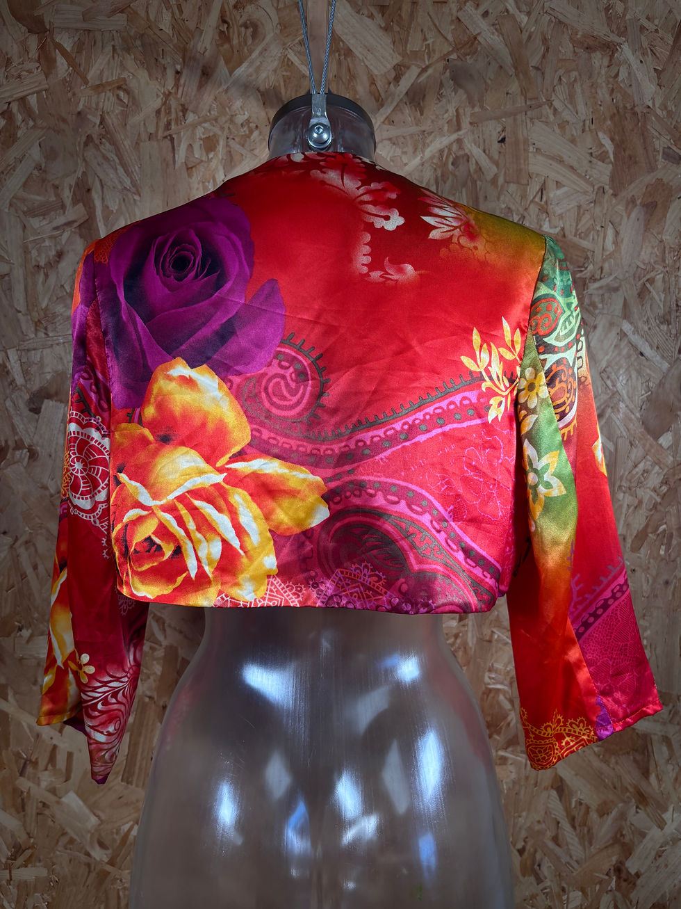 Miniaturbild: De Moore cropped patterned top
