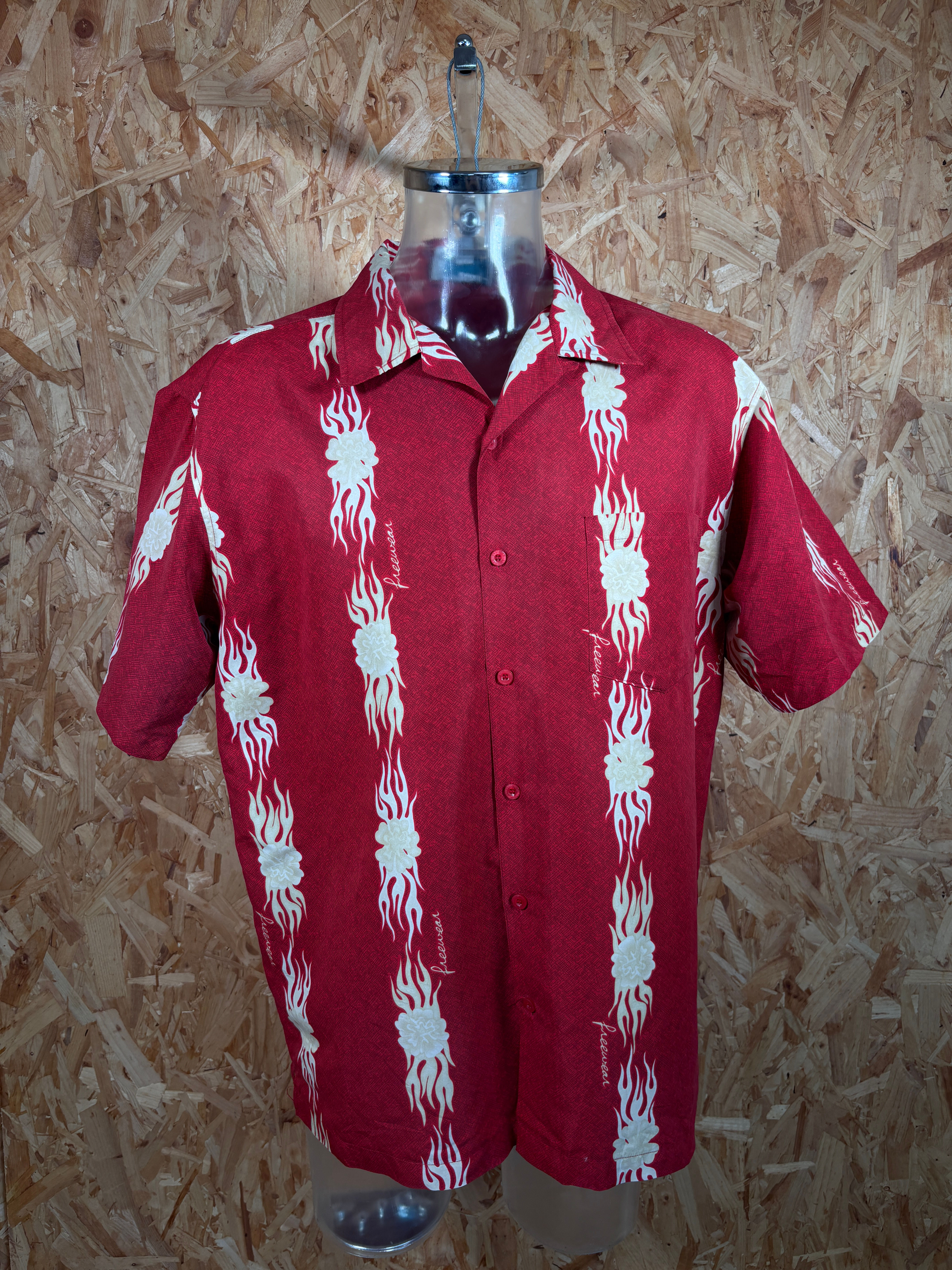 Freeware pacific boardriding Hawaiian shirt