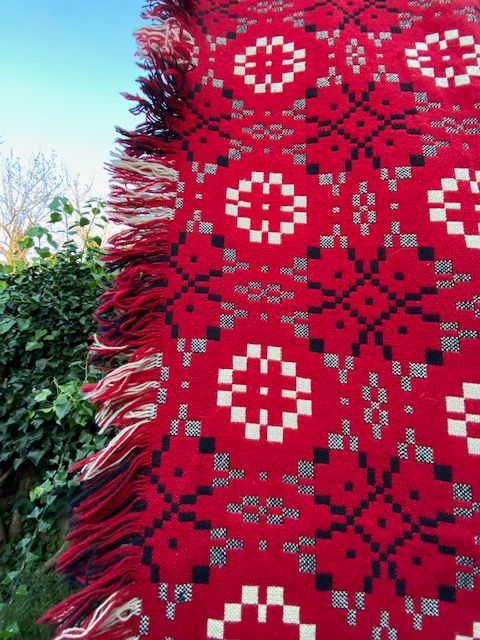 Thumbnail: Mid-Century Wool Welsh Tapestry Blanket, 1970s (Red, Black & White)