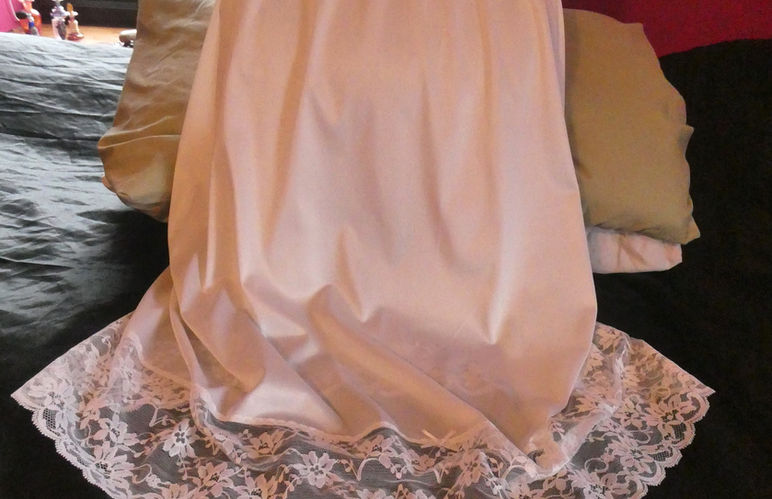 White St Michael half slip