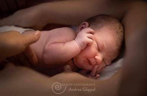 andrea_goeppel_geburtsfotogafie_augsburg.jpg