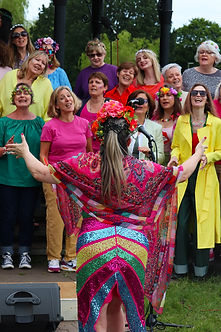 Natural Voices conductor - photo credit Tabby Scott.jpg