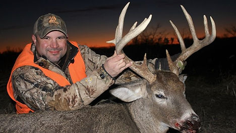 Kenneth Lancaster with Nice Buck.jpeg