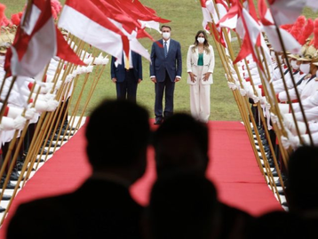 Bolsonaro faz contraponto a Lula em discurso no Congresso