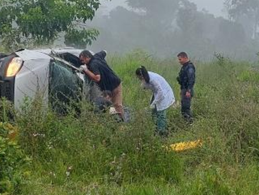 Idoso de 71 anos morre em capotamento na MT-170