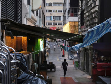 Hong Kong proíbe trânsito aéreo de passageiros de 153 países