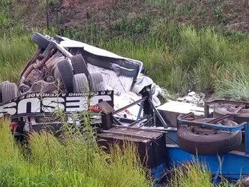 Casal e filhas de 13, 9 e 3 anos, moradores de Rondonópolis, morrem em acidente