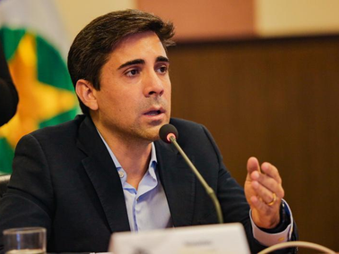 Secretaria de Educação torna obrigatório o uso de uniforme nas escolas de MT