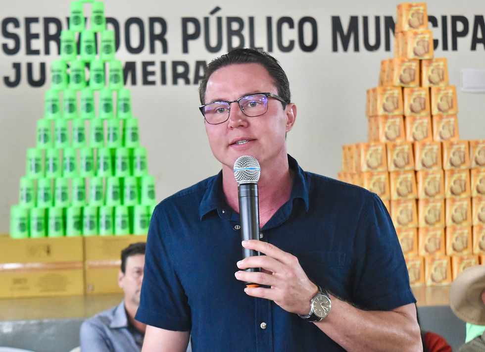 Organização financeira da gestão Alexandre Russi garante salário antecipado, 13º e terço de férias pagos antes do Natal