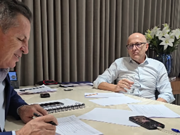Governador Mauro Mendes liga para prefeito e anuncia R$ 6,5 milhões para Juscimeira