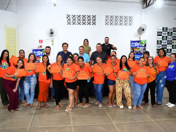 Mais de 40 alunas recebem certificados do curso de Unhas em Fibra e Gel em São Pedro da Cipa e Juscimeira