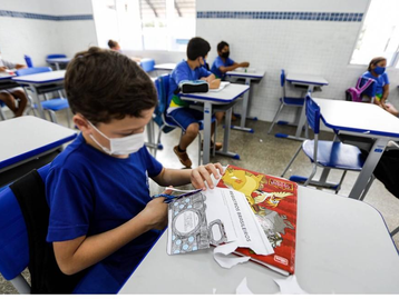 Aulas da rede estadual de ensino iniciam nas 700 escolas de MT