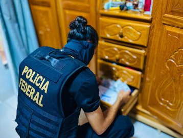 Família que vendia pó em MT com símbolo do Nazismo são detidos em operação da PF